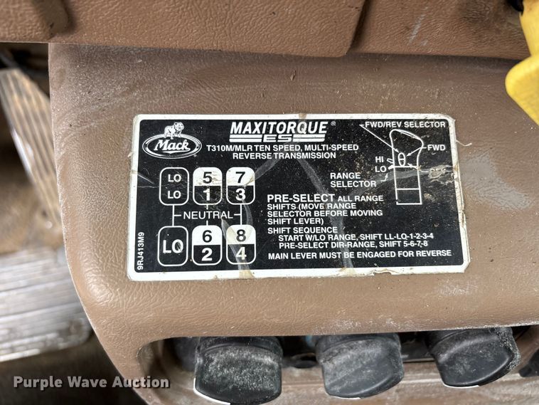 image for item DW7307 2006 Mack Granite CV713 dump truck