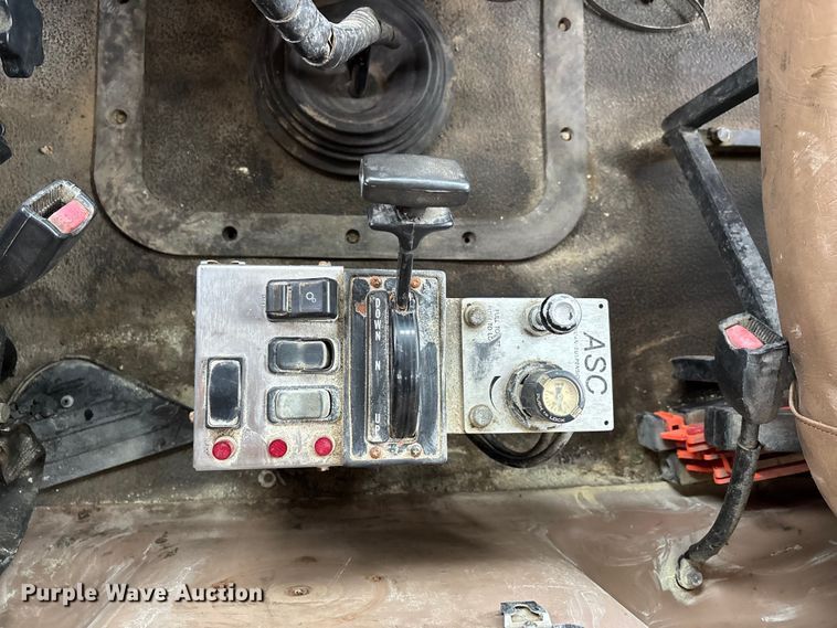 image for item DW7307 2006 Mack Granite CV713 dump truck