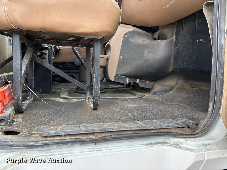 image for item DW7307 2006 Mack Granite CV713 dump truck