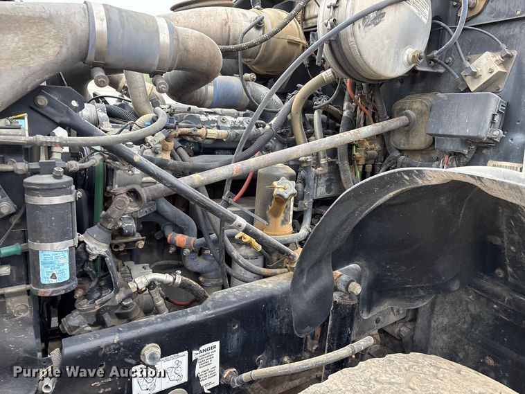 image for item DW7307 2006 Mack Granite CV713 dump truck