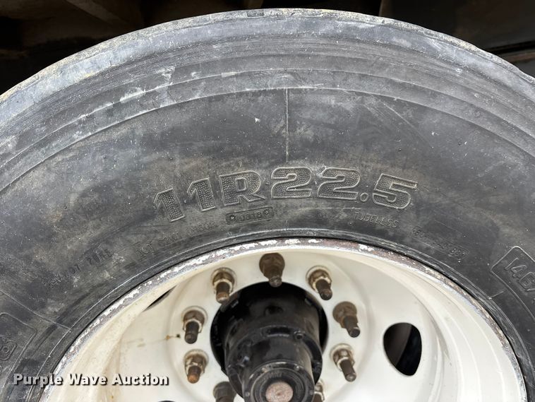 image for item DW7307 2006 Mack Granite CV713 dump truck