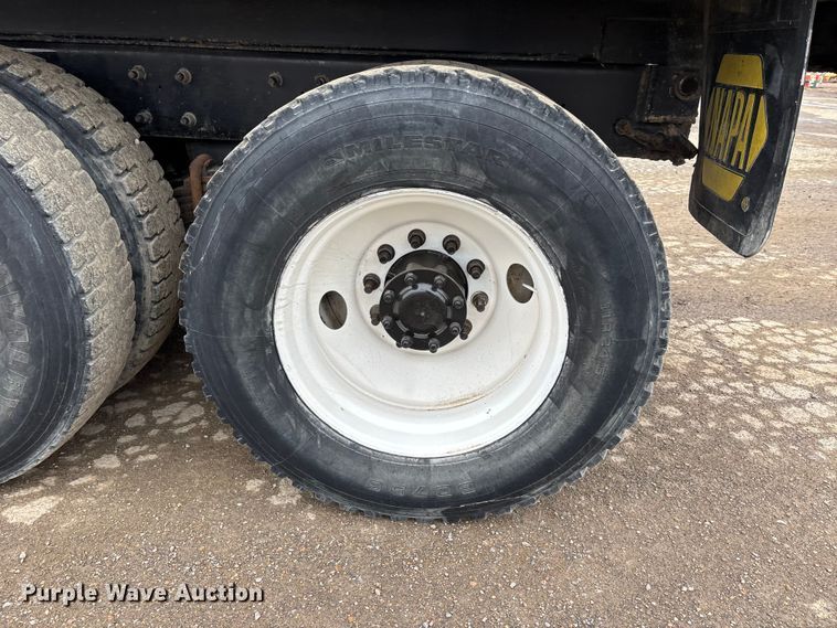 image for item DW7307 2006 Mack Granite CV713 dump truck