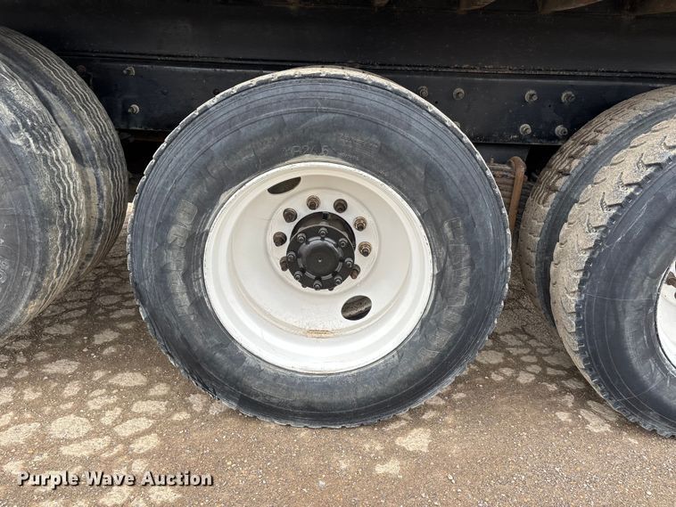 image for item DW7307 2006 Mack Granite CV713 dump truck