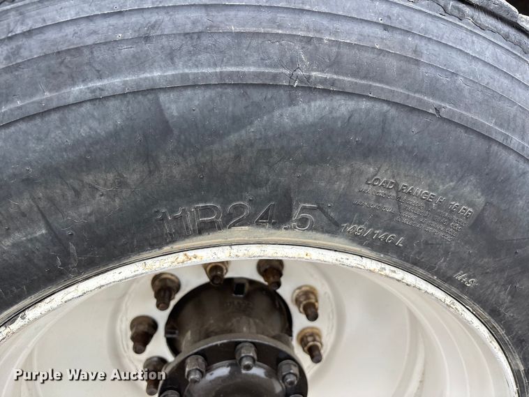 image for item DW7307 2006 Mack Granite CV713 dump truck