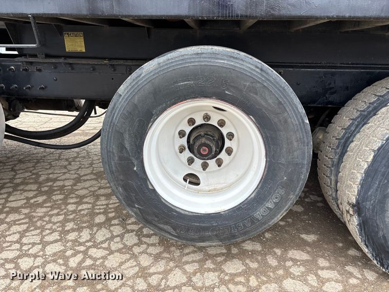 image for item DW7307 2006 Mack Granite CV713 dump truck