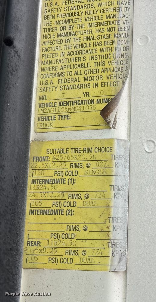 image for item DW7307 2006 Mack Granite CV713 dump truck