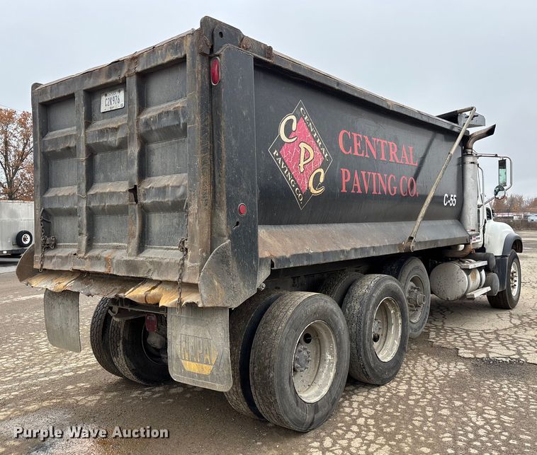 image for item DW7308 2005 Mack Granite CV713 dump truck