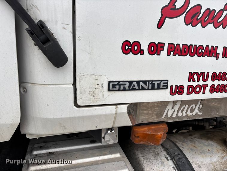 image for item DW7308 2005 Mack Granite CV713 dump truck