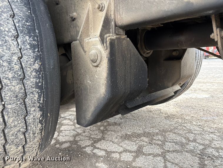 image for item DW7308 2005 Mack Granite CV713 dump truck