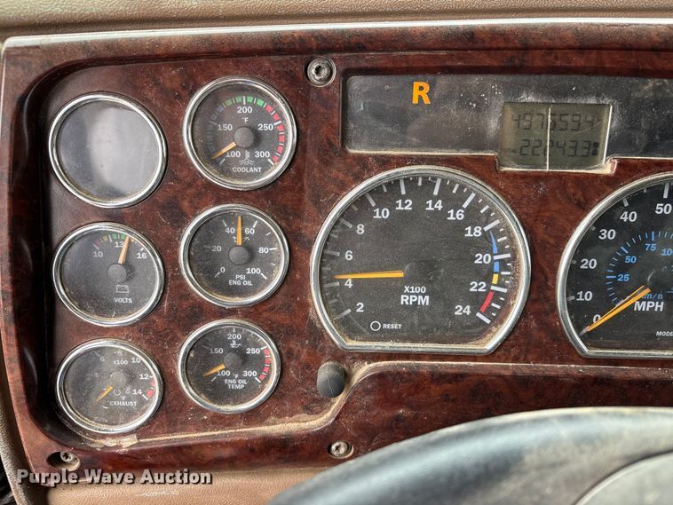 image for item DW7308 2005 Mack Granite CV713 dump truck