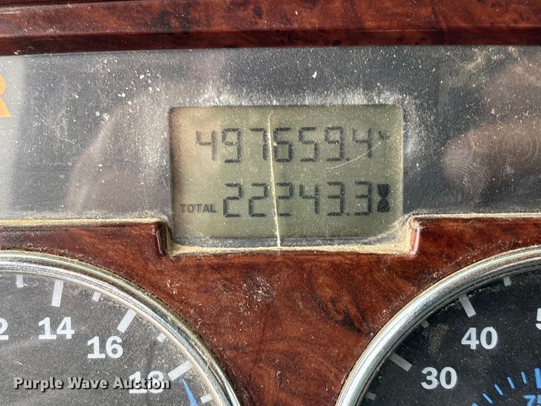 image for item DW7308 2005 Mack Granite CV713 dump truck