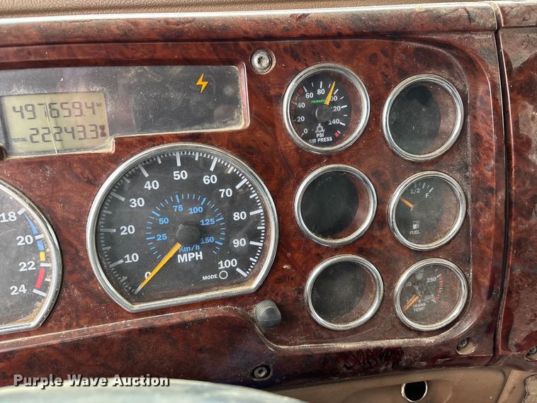 image for item DW7308 2005 Mack Granite CV713 dump truck