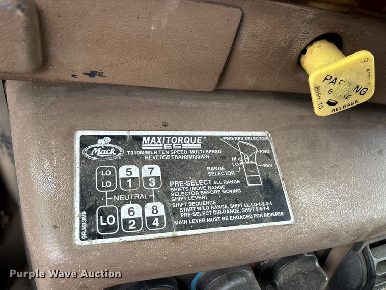 image for item DW7308 2005 Mack Granite CV713 dump truck