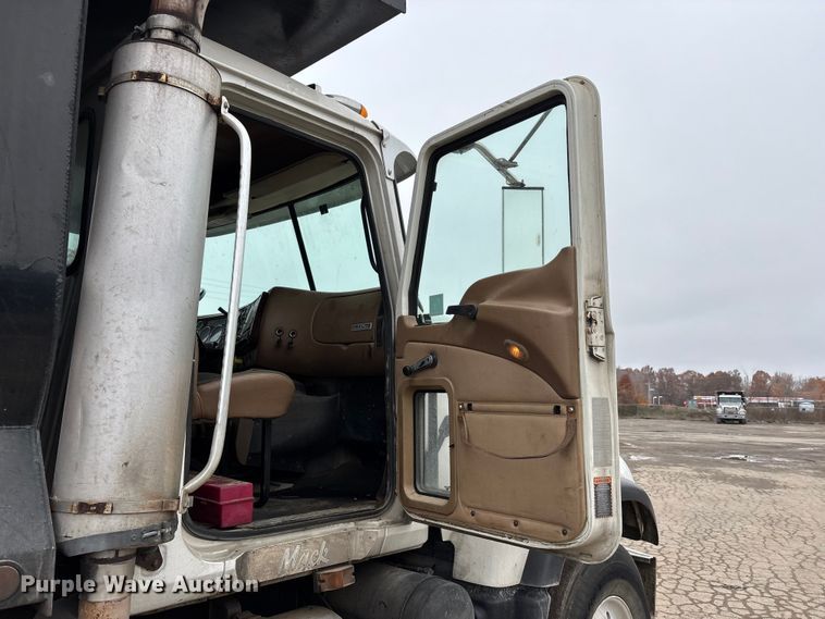 image for item DW7308 2005 Mack Granite CV713 dump truck