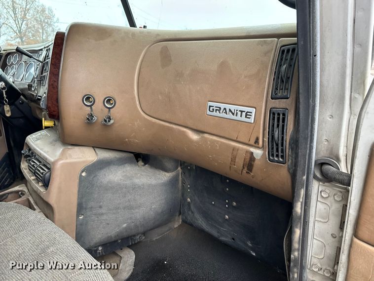 image for item DW7308 2005 Mack Granite CV713 dump truck