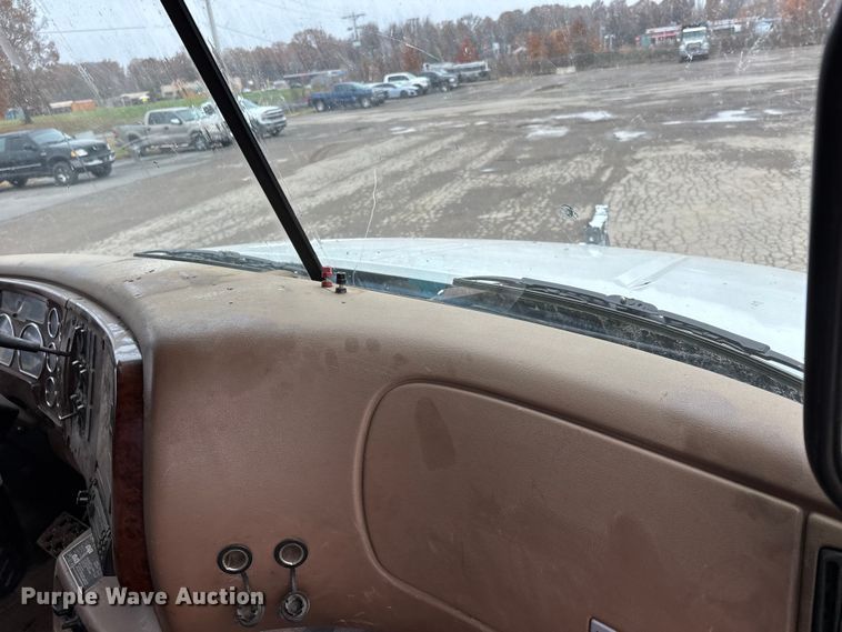 image for item DW7308 2005 Mack Granite CV713 dump truck