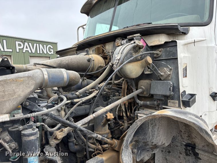 image for item DW7308 2005 Mack Granite CV713 dump truck