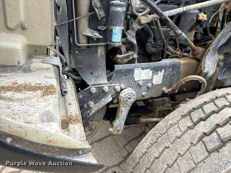 image for item DW7308 2005 Mack Granite CV713 dump truck