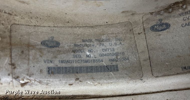 image for item DW7308 2005 Mack Granite CV713 dump truck