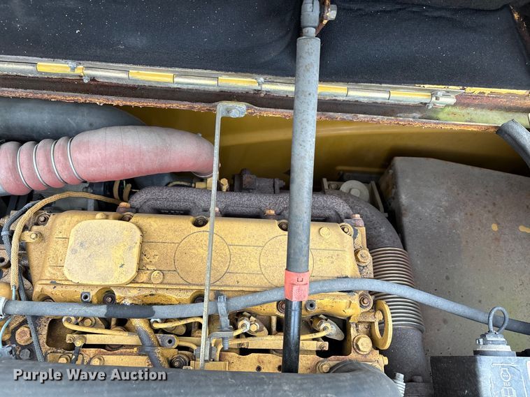 image for item DW7310 2005 Caterpillar M313C wheeled excavator