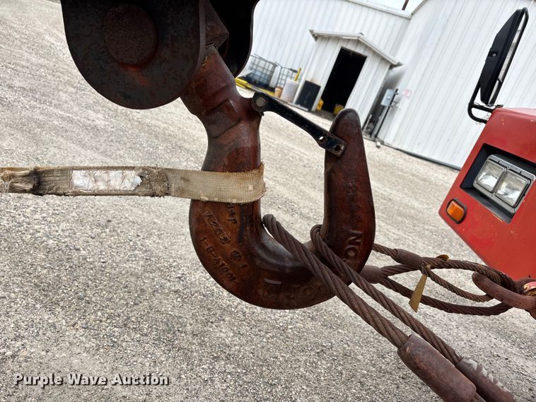 image for item DW7311 2006 Link-Belt HTC 8660 series II crane