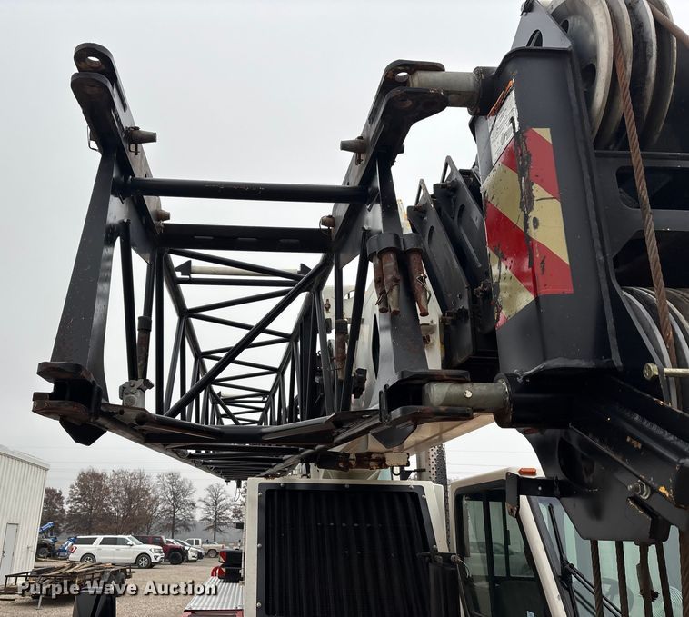 image for item DW7311 2006 Link-Belt HTC 8660 series II crane