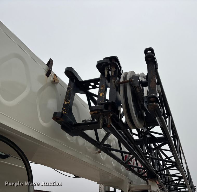 image for item DW7311 2006 Link-Belt HTC 8660 series II crane