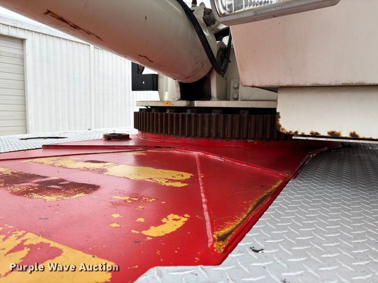 image for item DW7311 2006 Link-Belt HTC 8660 series II crane