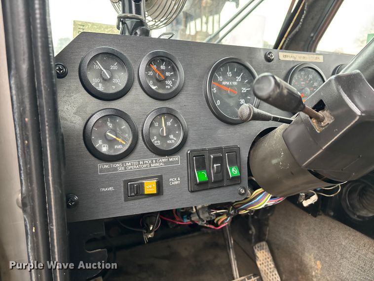 image for item DW7311 2006 Link-Belt HTC 8660 series II crane