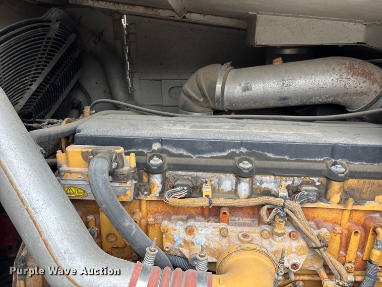 image for item DW7311 2006 Link-Belt HTC 8660 series II crane