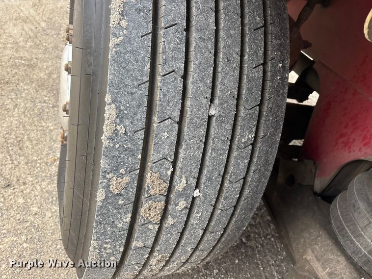 image for item DW7311 2006 Link-Belt HTC 8660 series II crane