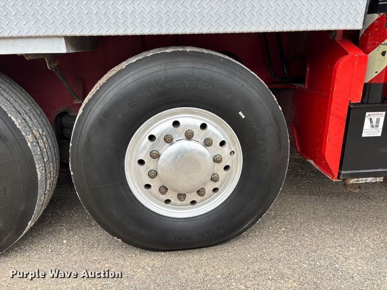 image for item DW7311 2006 Link-Belt HTC 8660 series II crane