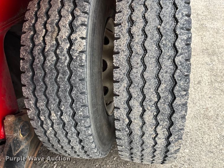 image for item DW7311 2006 Link-Belt HTC 8660 series II crane