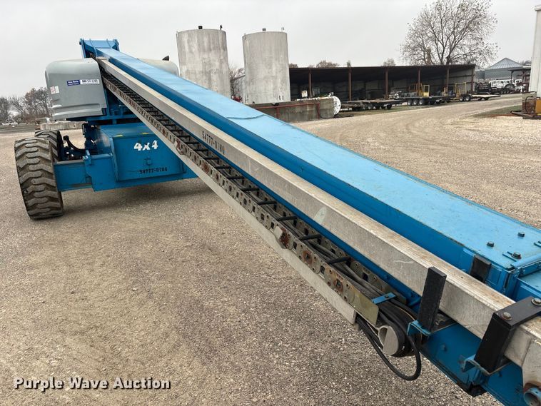 image for item DW7312 2006 Genie S-80 boom lift