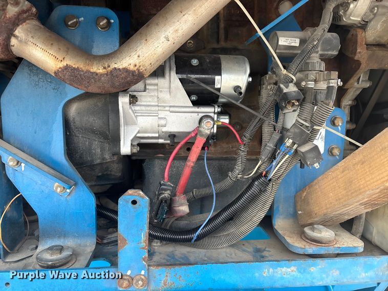 image for item DW7312 2006 Genie S-80 boom lift