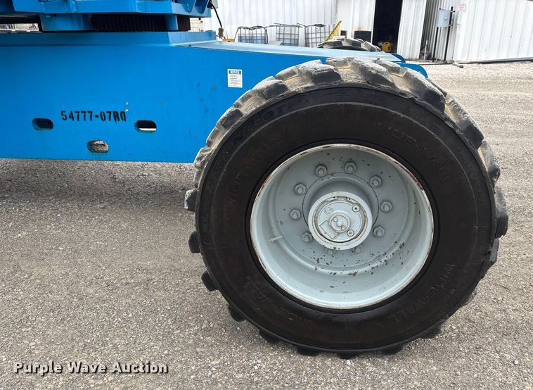 image for item DW7312 2006 Genie S-80 boom lift