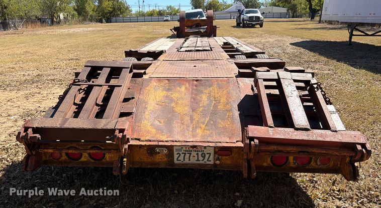 image for item DX5872 1957 Martin Machine Co. equipment trailer