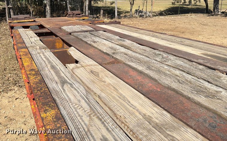 image for item DX5872 1957 Martin Machine Co. equipment trailer