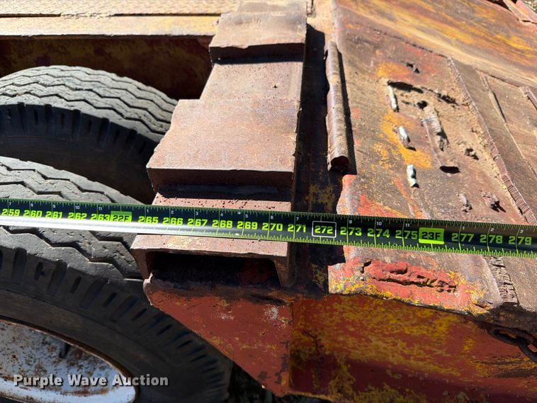 image for item DX5872 1957 Martin Machine Co. equipment trailer