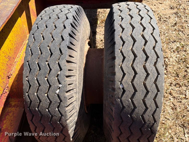 image for item DX5872 1957 Martin Machine Co. equipment trailer