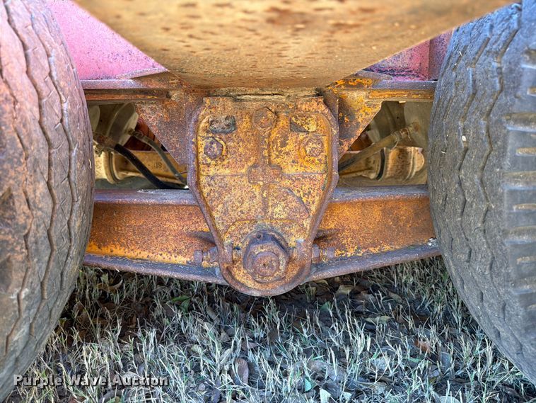 image for item DX5872 1957 Martin Machine Co. equipment trailer