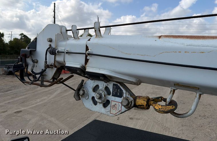 image for item DX5883 2016 Ford F550 utility / service truck