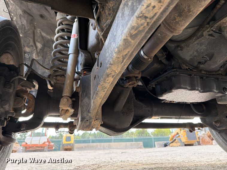 image for item DX5883 2016 Ford F550 utility / service truck