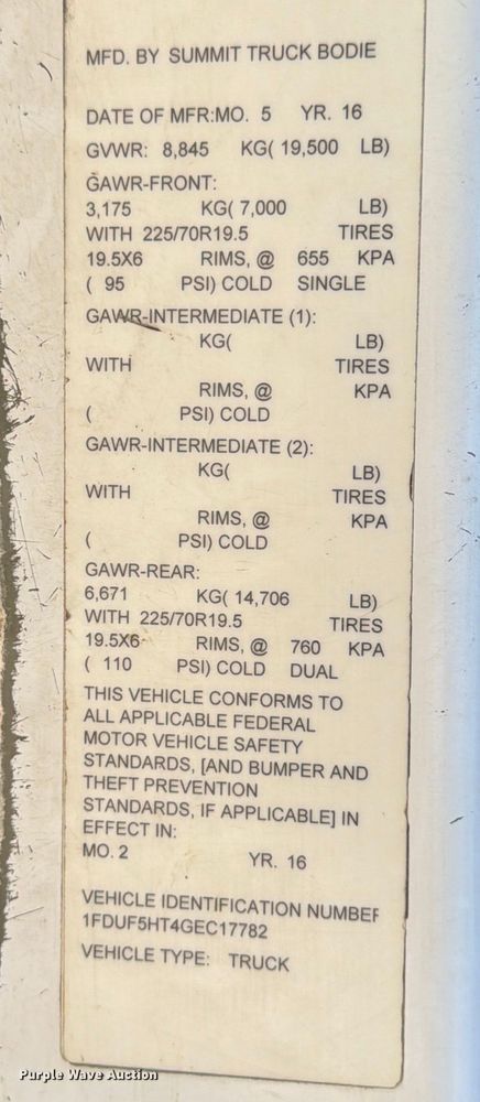 image for item DX5883 2016 Ford F550 utility / service truck