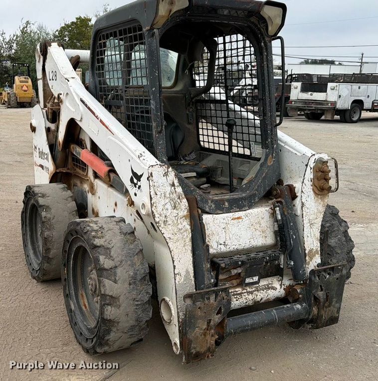 image for item DX5889 2013 Bobcat S650 skid steer loader