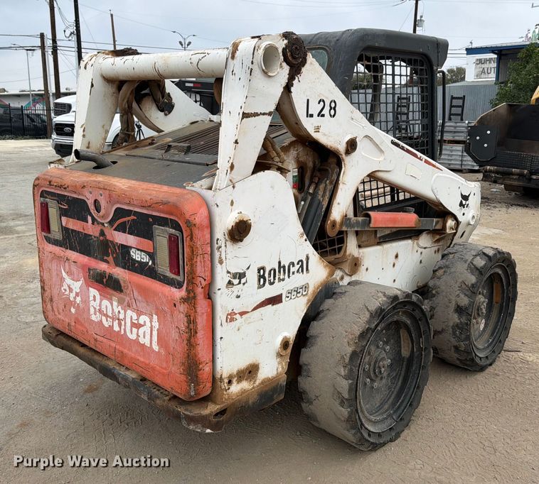 image for item DX5889 2013 Bobcat S650 skid steer loader