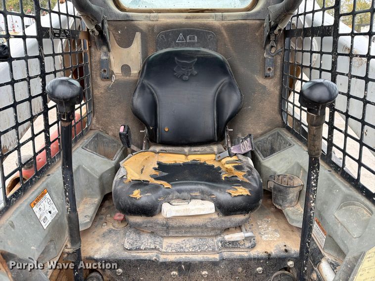 image for item DX5889 2013 Bobcat S650 skid steer loader