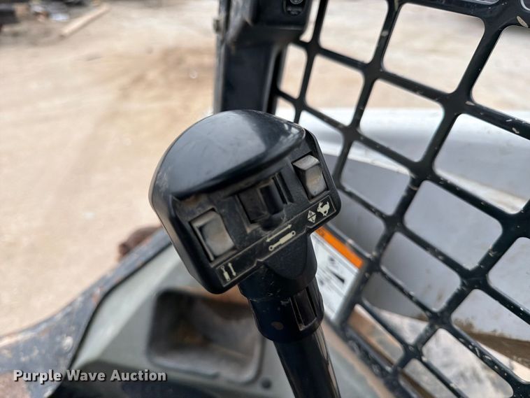 image for item DX5889 2013 Bobcat S650 skid steer loader