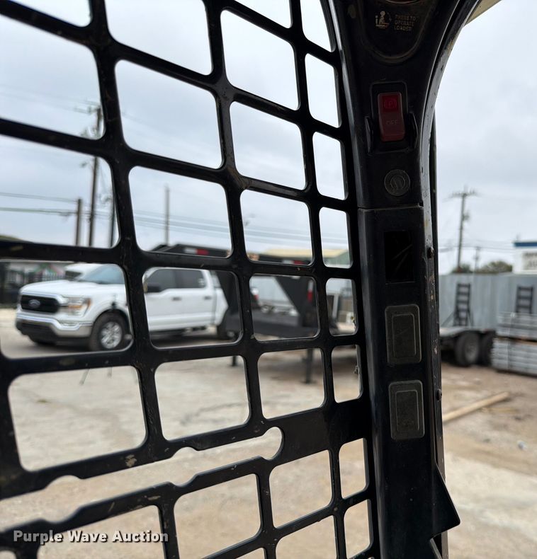 image for item DX5889 2013 Bobcat S650 skid steer loader