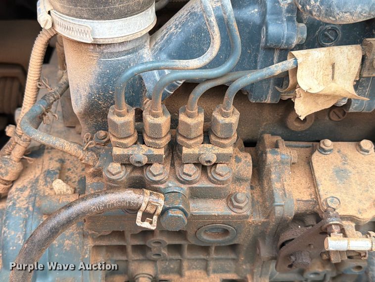 image for item DX5889 2013 Bobcat S650 skid steer loader